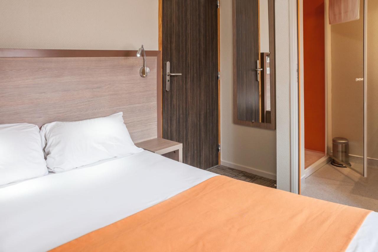 Logis Hotel Les Voyageurs Lezoux Zewnętrze zdjęcie